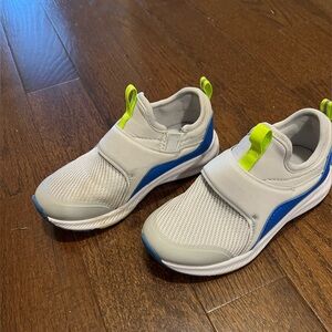 Zella little boys shoes, size 13